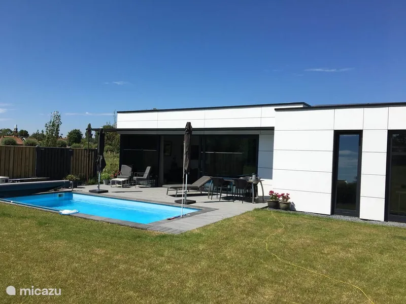 Kortgene vakantiewoning zwembad staalframebouw Kortgene vakantiewoning zwembad staalframebouw