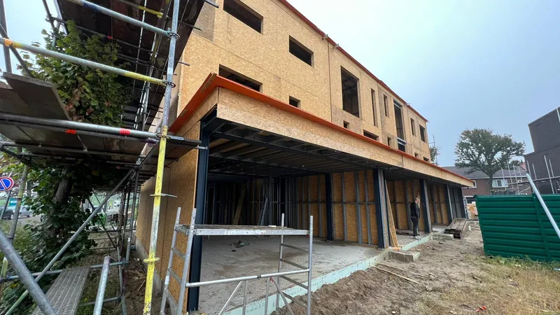 IJmuiden rijwoning staalframe staalframebouw