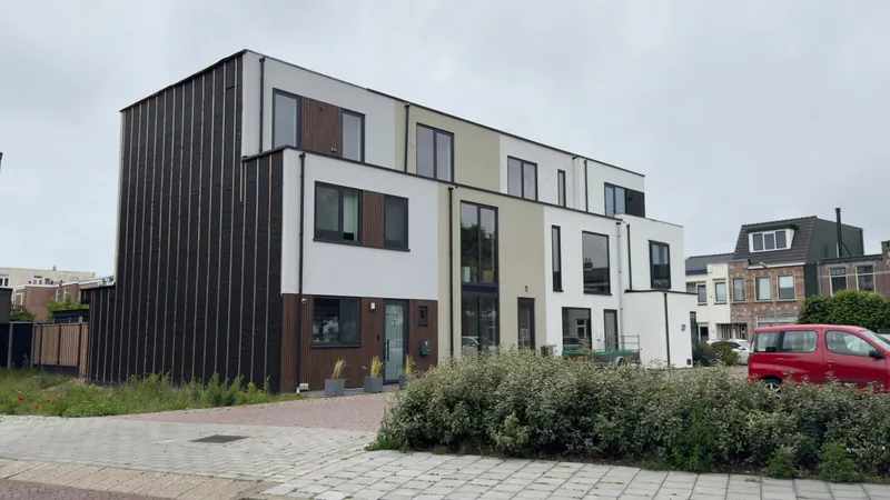 IJmuiden rijwoning staalframe staalframebouw