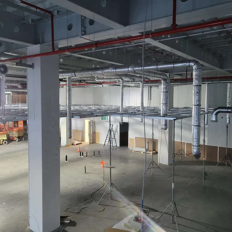 Constructief staalframe plafond ASML